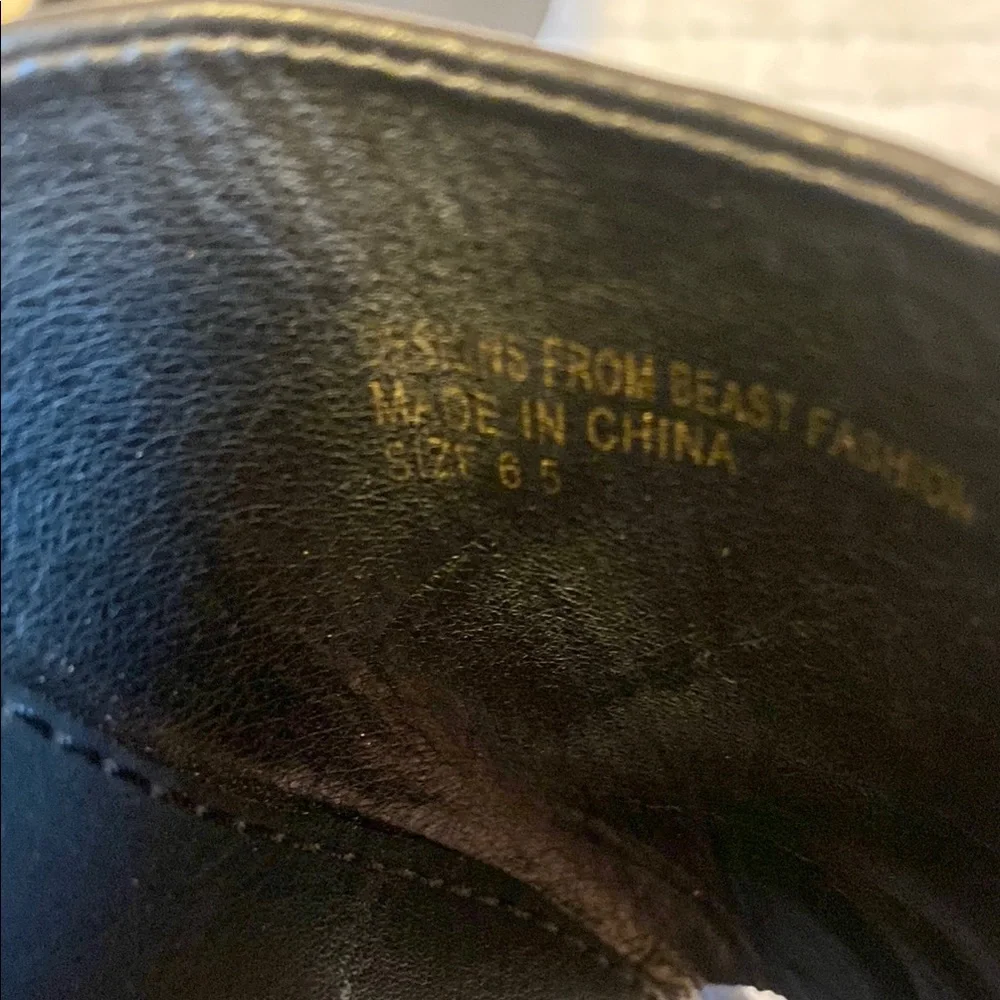 BEAST FASHION Black Slide Sandals - Picture 7 of 7